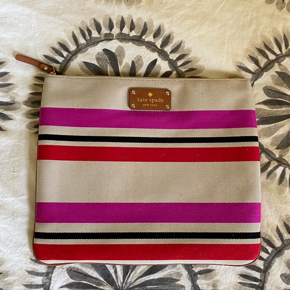 Kate Spade Tech Sleeve